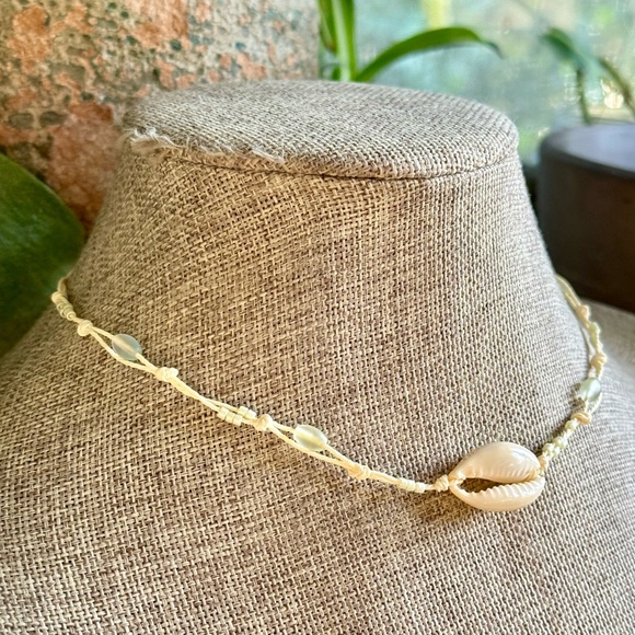Boho Cowrie Shell Necklace - Picture 2 of 4